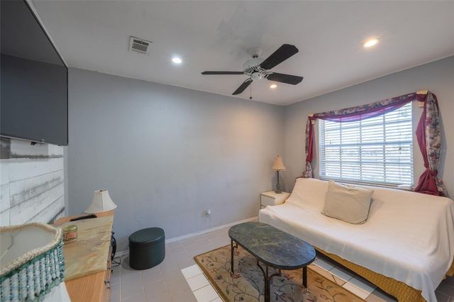 690 PERCHERON CIRCLE, Nokomis, FL 34275