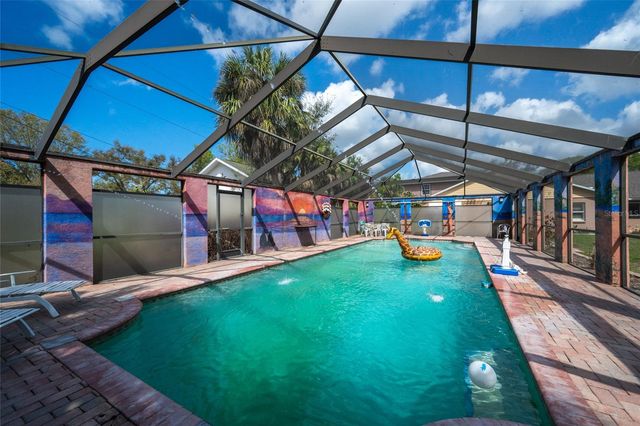 690 PERCHERON CIRCLE, Nokomis, FL 34275