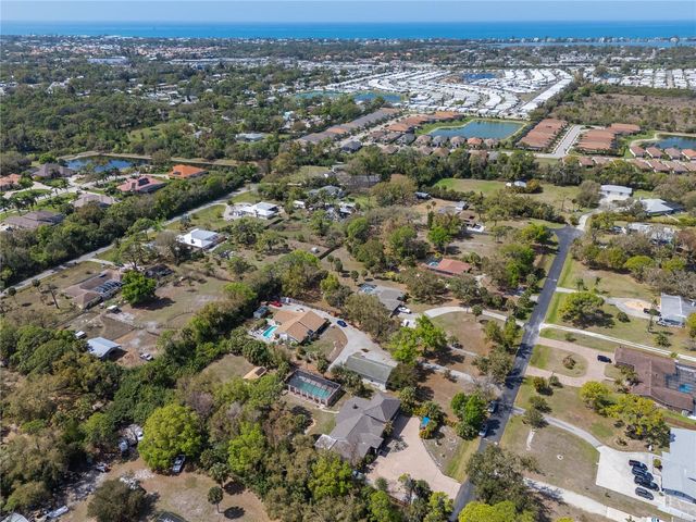 690 PERCHERON CIRCLE, Nokomis, FL 34275