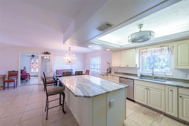 690 PERCHERON CIRCLE, Nokomis, FL 34275