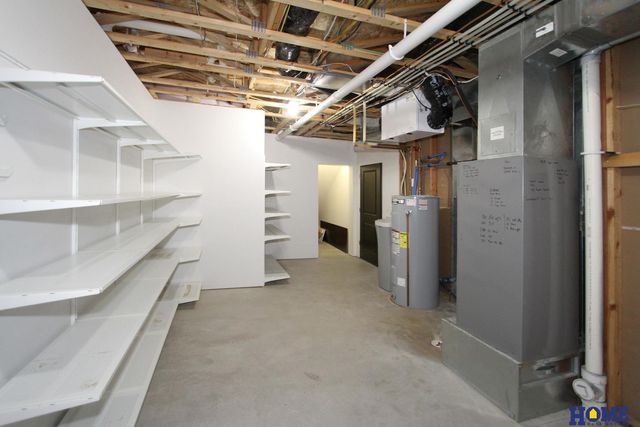 7377 Yankee Woods Drive, Lincoln, NE 68516