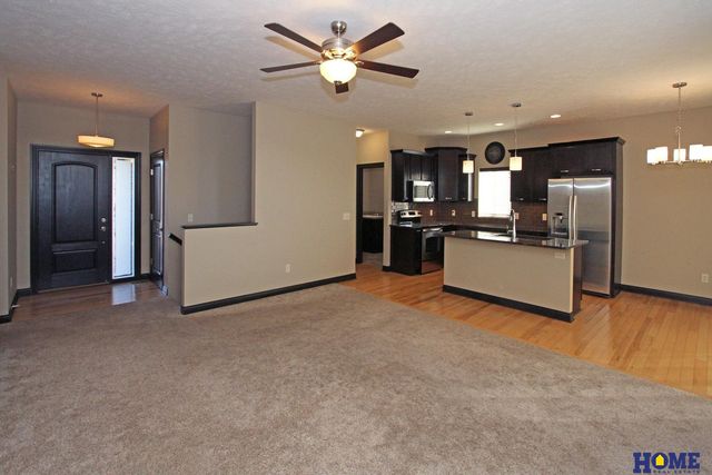 7377 Yankee Woods Drive, Lincoln, NE 68516