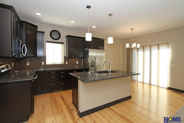 7377 Yankee Woods Drive, Lincoln, NE 68516