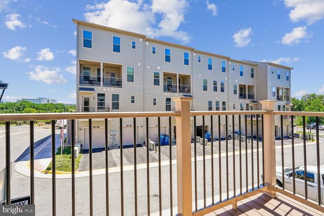 19704 MISTY MOSS SQ, Ashburn, VA 20147