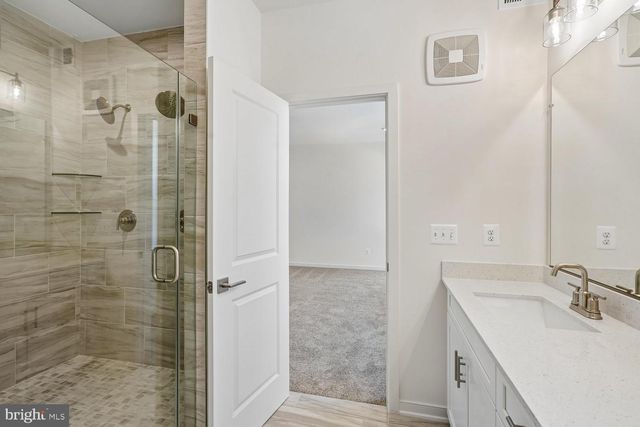 19704 MISTY MOSS SQ, Ashburn, VA 20147