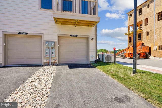 19704 MISTY MOSS SQ, Ashburn, VA 20147