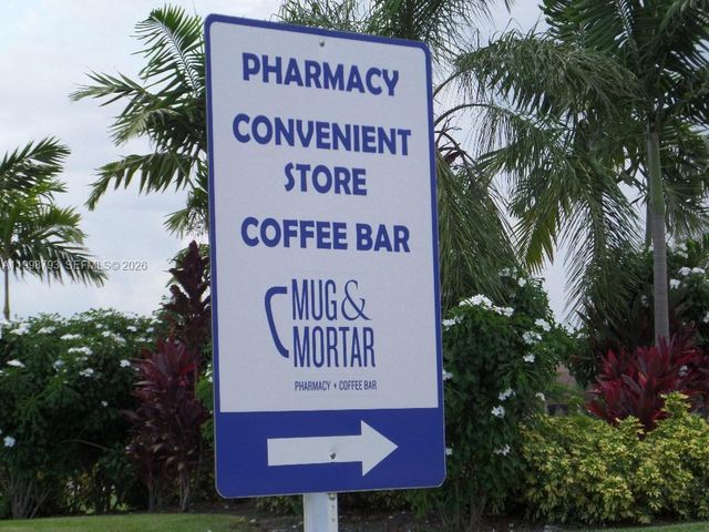 1600 SW 127th Way 101C, Pembroke Pines, FL 33027