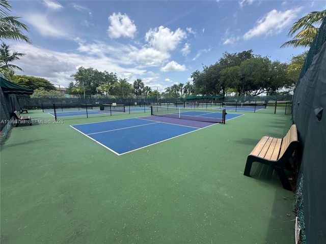 1600 SW 127th Way 101C, Pembroke Pines, FL 33027