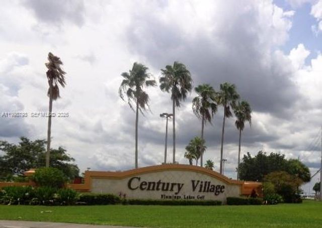 1600 SW 127th Way 101C, Pembroke Pines, FL 33027