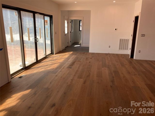 4899 Moonlite Bay Drive, Sherrills Ford, NC 28673