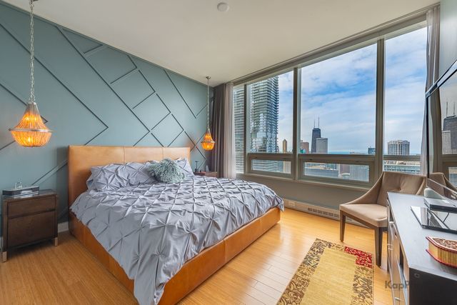 340 E Randolph Street 4902, Chicago, IL 60601