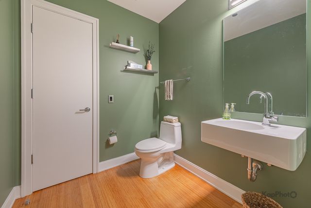 340 E Randolph Street 4902, Chicago, IL 60601