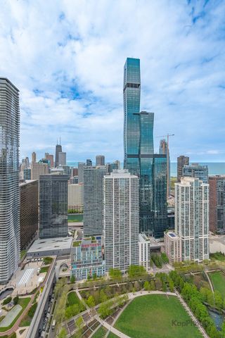 340 E Randolph Street 4902, Chicago, IL 60601