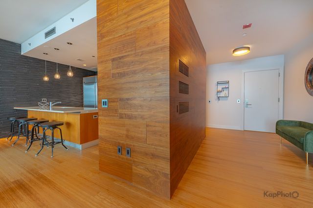 340 E Randolph Street 4902, Chicago, IL 60601