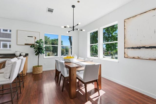 1950 Cambridge Drive, Mountain View, CA 94043