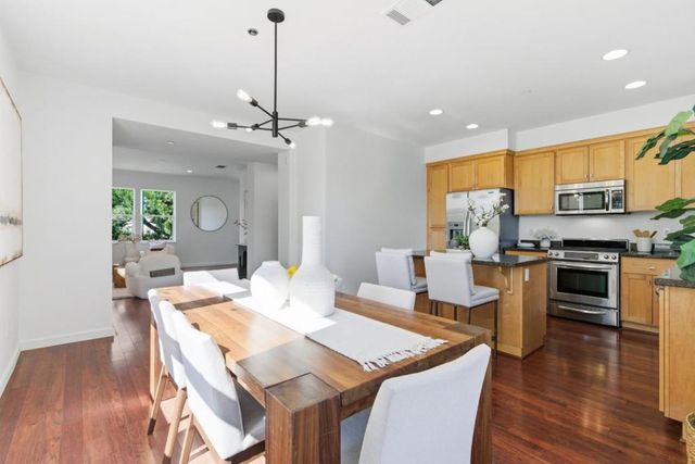 1950 Cambridge Drive, Mountain View, CA 94043