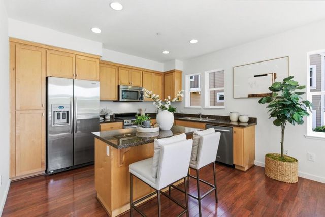 1950 Cambridge Drive, Mountain View, CA 94043