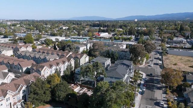 1950 Cambridge Drive, Mountain View, CA 94043