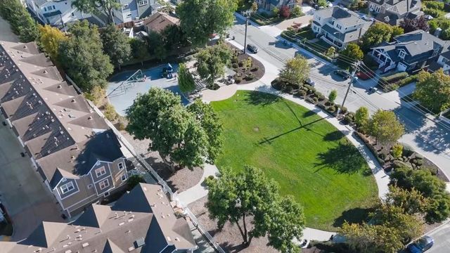 1950 Cambridge Drive, Mountain View, CA 94043