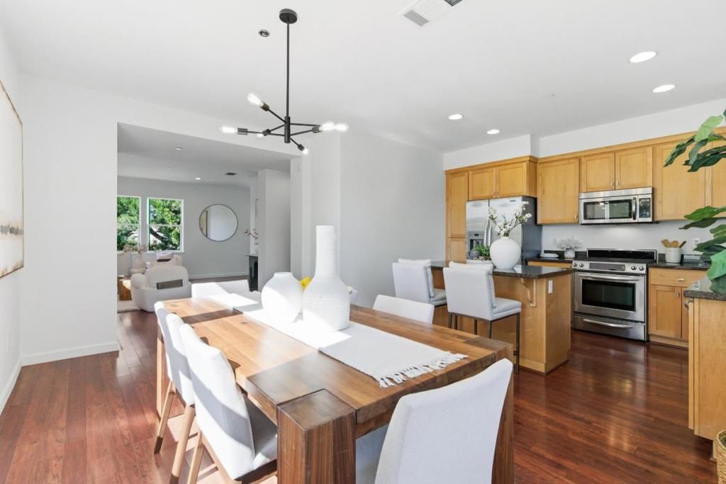 Image 14 of property listing at 1950 Cambridge Drive, Mountain View, CA 94043