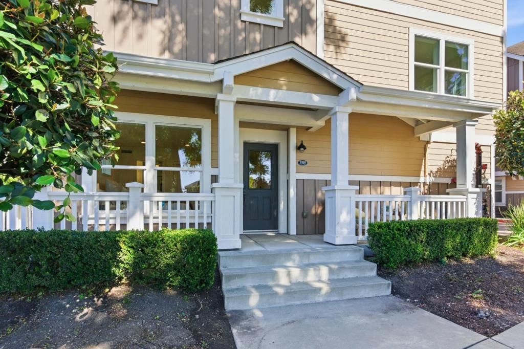 Image 2 of property listing at 1950 Cambridge Drive, Mountain View, CA 94043