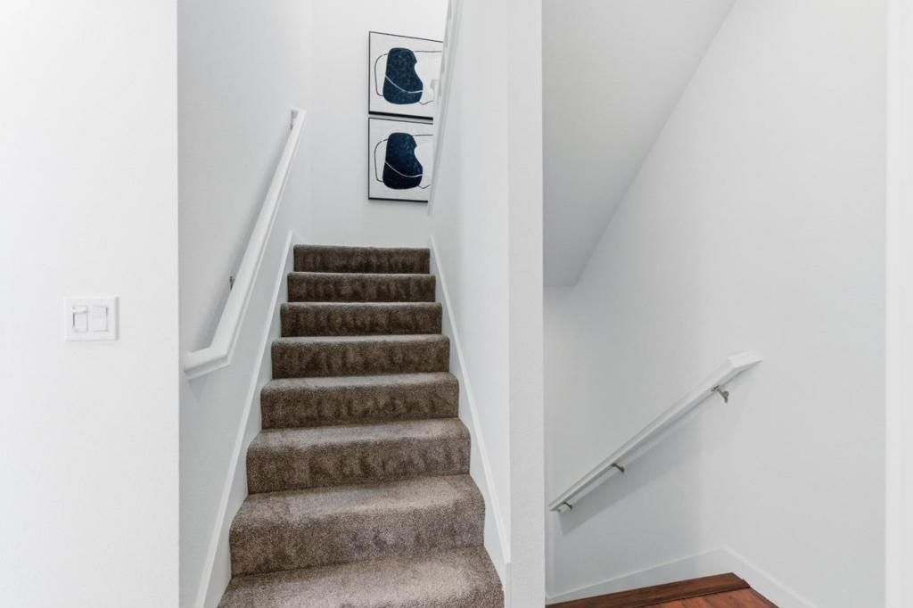Image 24 of property listing at 1950 Cambridge Drive, Mountain View, CA 94043