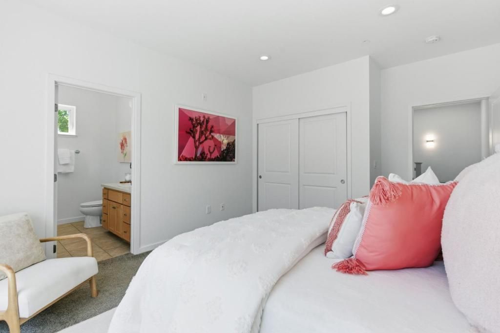 Image 29 of property listing at 1950 Cambridge Drive, Mountain View, CA 94043
