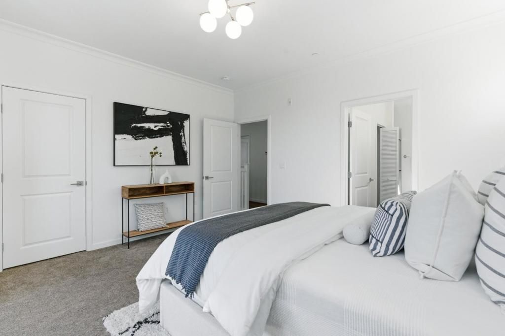 Image 37 of property listing at 1950 Cambridge Drive, Mountain View, CA 94043