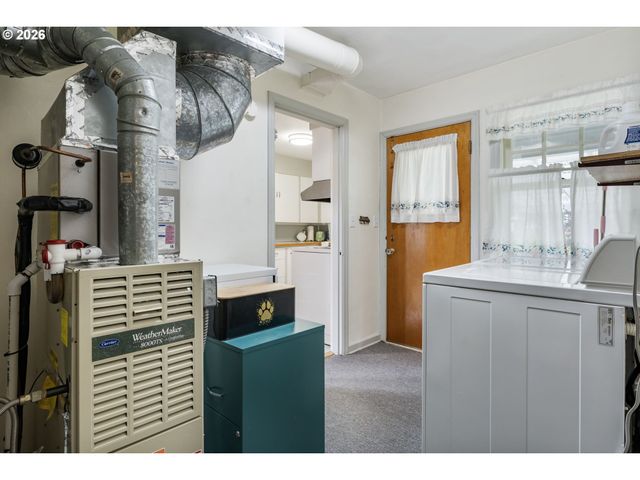 706 Se 135TH Ave, Portland, OR 97233