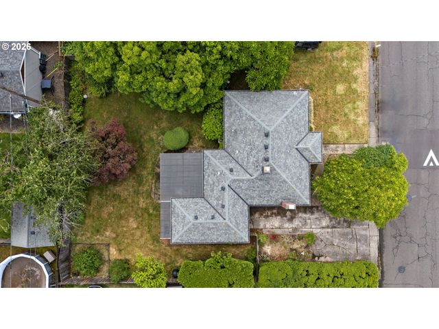 706 Se 135TH Ave, Portland, OR 97233