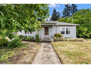 706 Se 135TH Ave, Portland, OR 97233