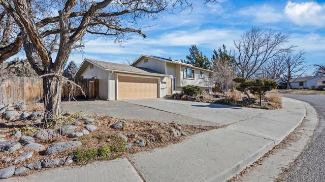 2040 Barberry Avenue, Grand Junction, CO 81506