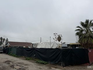 9735 Aim Avenue, Bakersfield, CA 93307