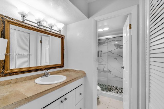 7080 Environ Boulevard 226, Lauderhill, FL 33319