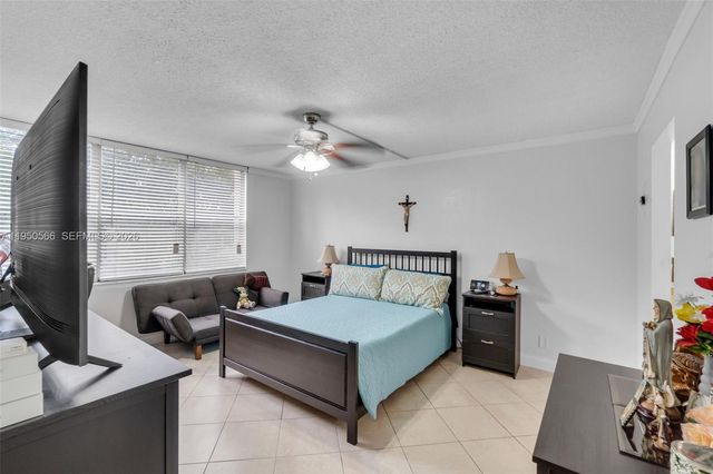 7080 Environ Boulevard 226, Lauderhill, FL 33319