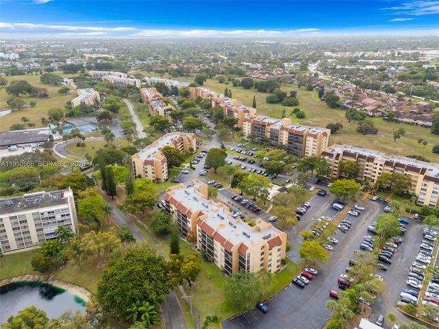7080 Environ Boulevard 226, Lauderhill, FL 33319