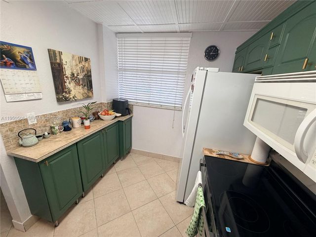 7080 Environ Boulevard 226, Lauderhill, FL 33319