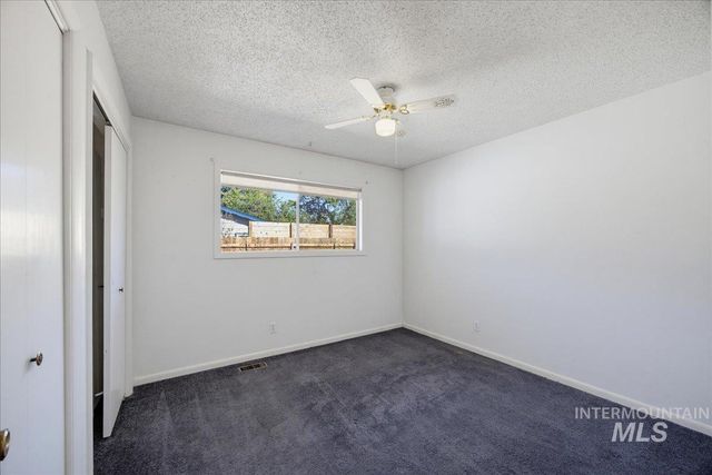 107 Felton St, Caldwell, ID 83605