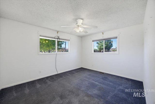 107 Felton St, Caldwell, ID 83605