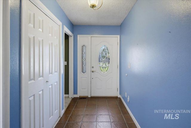 107 Felton St, Caldwell, ID 83605
