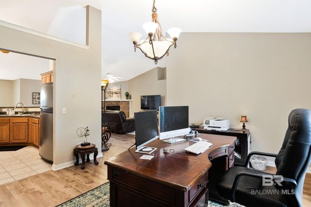 1956 Crown Point Boulevard, Pensacola, FL 32506