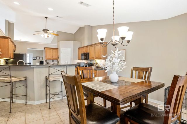 1956 Crown Point Boulevard, Pensacola, FL 32506