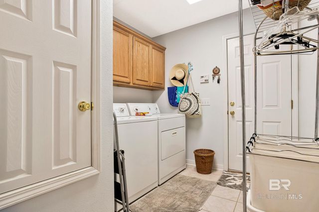 1956 Crown Point Boulevard, Pensacola, FL 32506