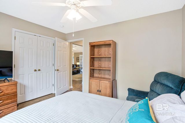 1956 Crown Point Boulevard, Pensacola, FL 32506