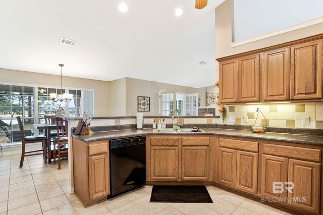 1956 Crown Point Boulevard, Pensacola, FL 32506