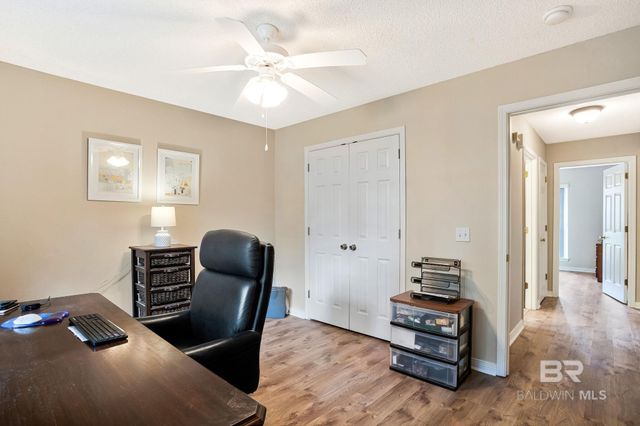 1956 Crown Point Boulevard, Pensacola, FL 32506