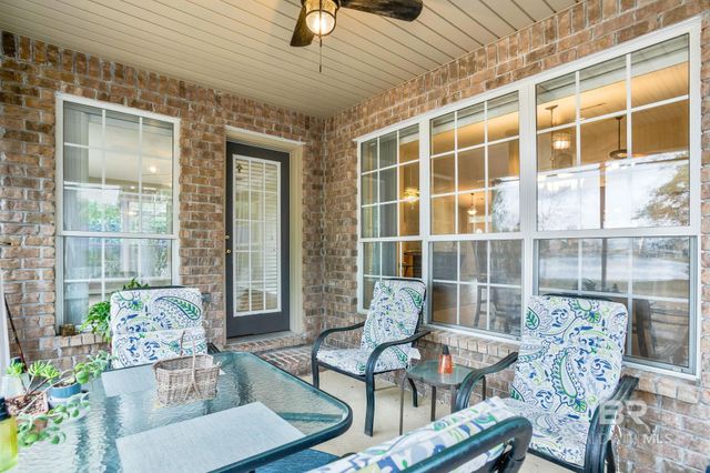 1956 Crown Point Boulevard, Pensacola, FL 32506