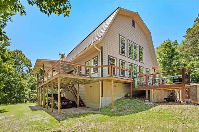 482 County Road 332, Eureka Springs, AR 72632