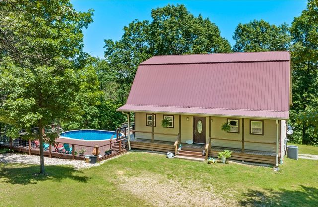 482 County Road 332, Eureka Springs, AR 72632
