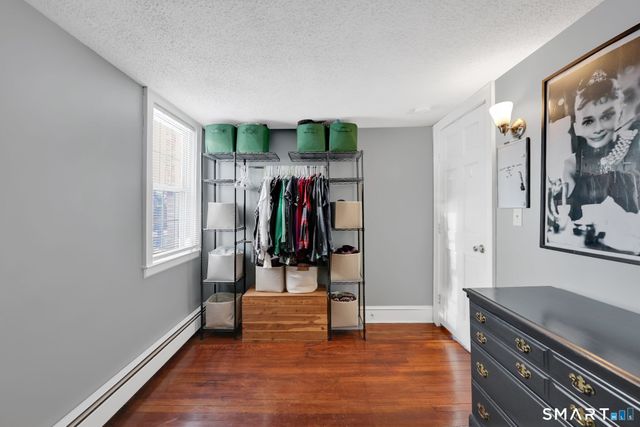 25 Greenwood Drive, Manchester, CT 06042